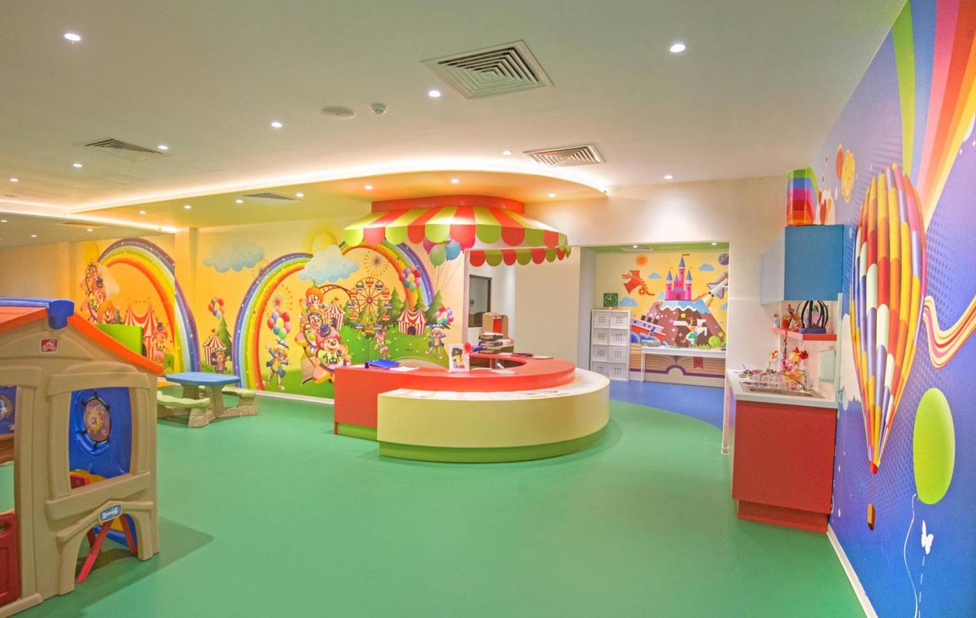 Adams-Beach-Hotel-Sports-and-Entertainment-67