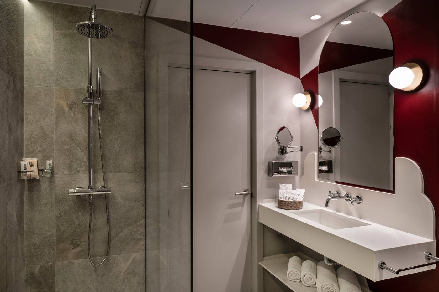 Vincci-Capitol-Room-51