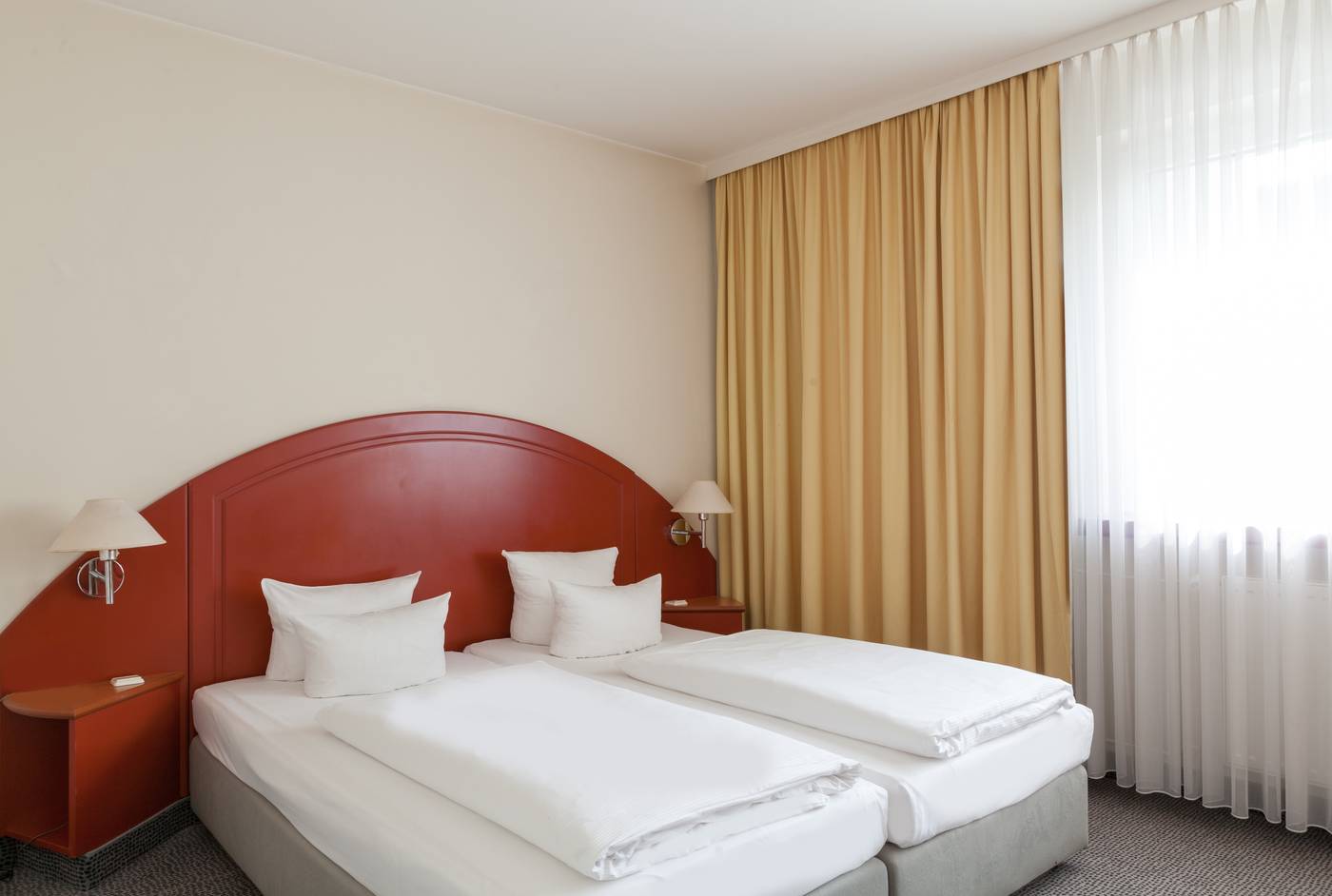 Sorat-Hotel-Berlin-Room-18