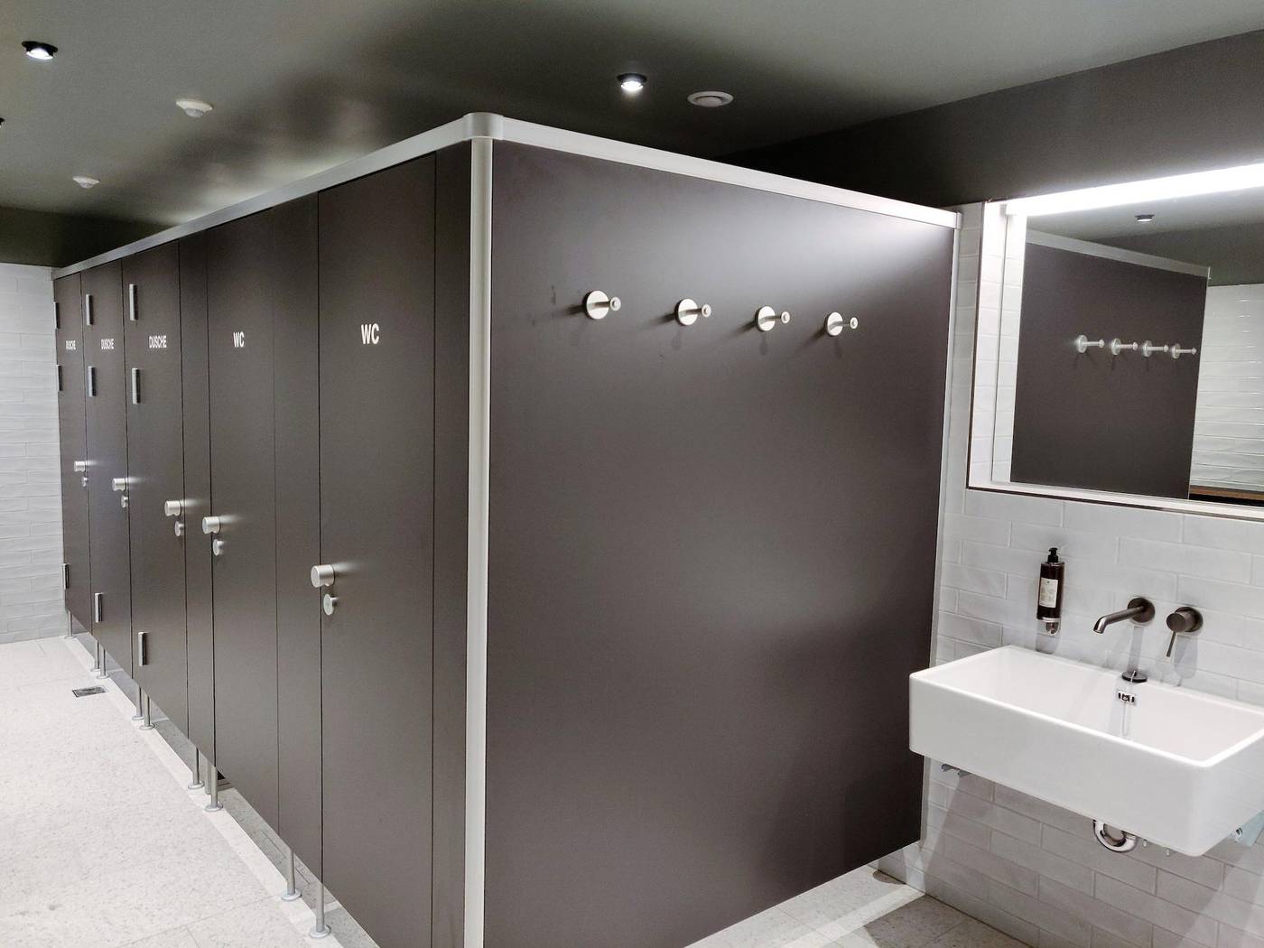 Bruderherz-Germany-NUREMBERG-Room-3