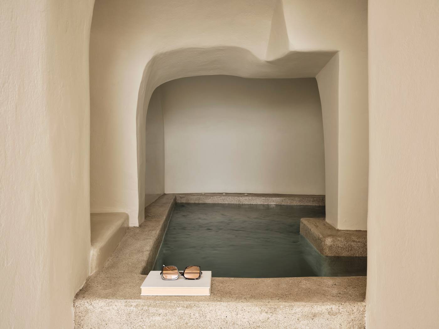 Andronis-Boutique-Room-50