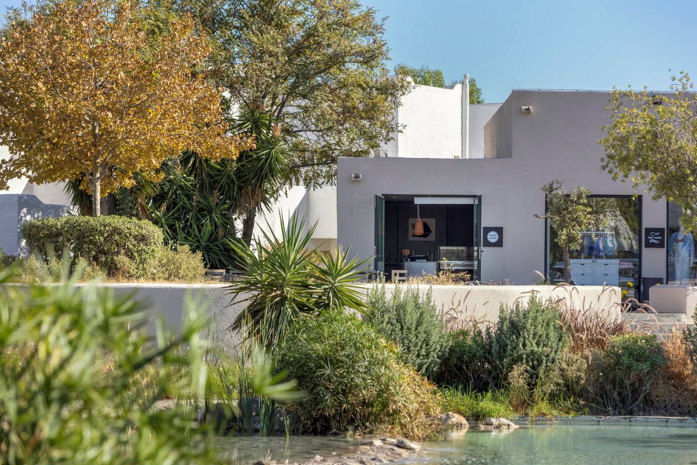 Lindian-Village-All-Inclusive-Resort-Rhodes--Curio-Collection-by-Hilton-Bar-19