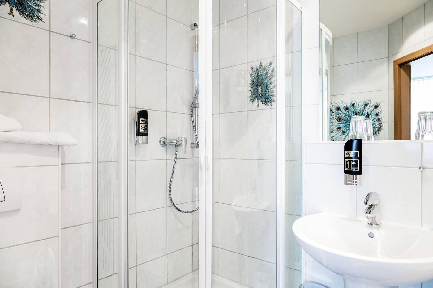 St Peter-Germany-NUREMBERG-Room-6