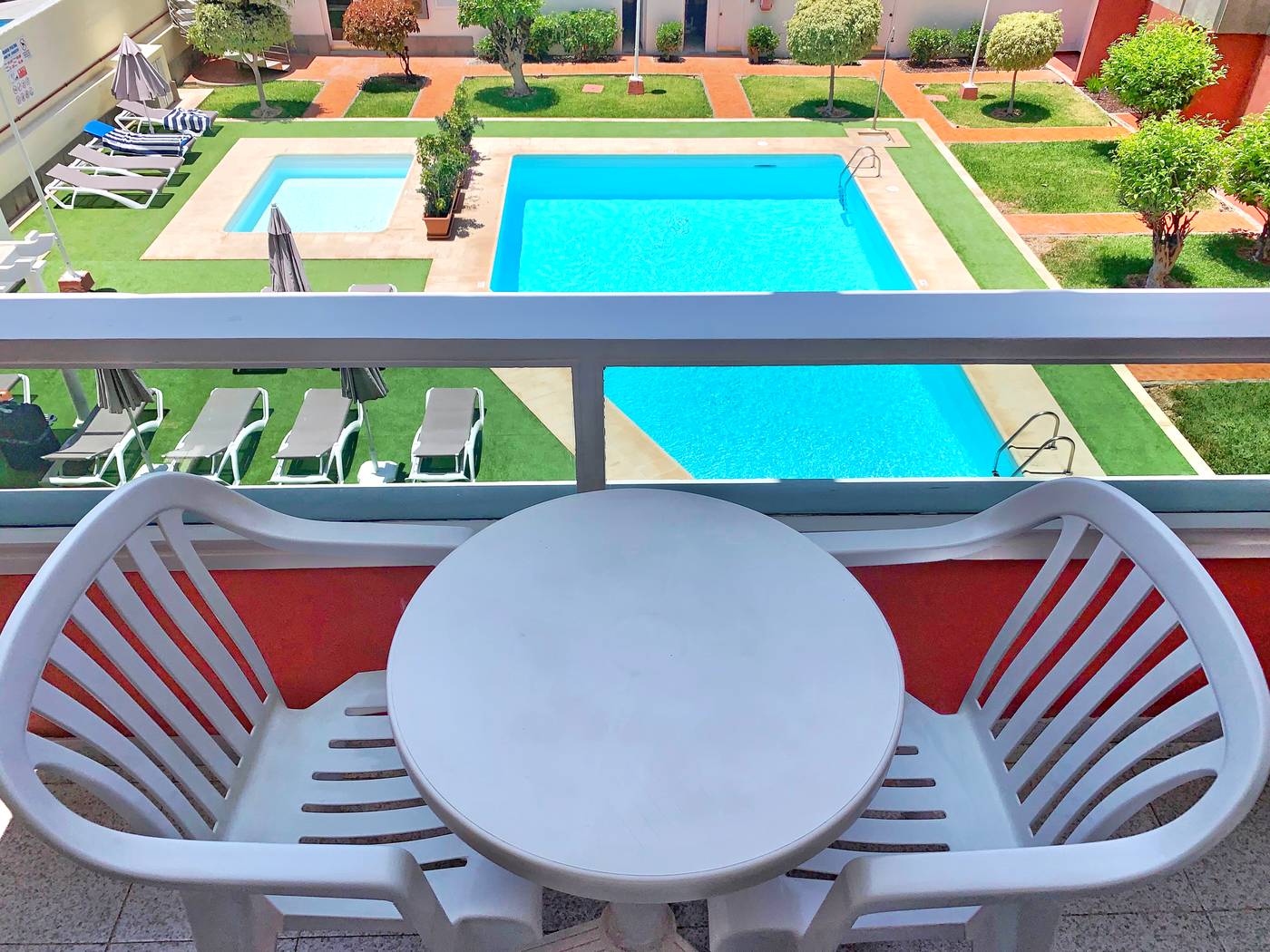 Don-Gregorio-Terrace-3