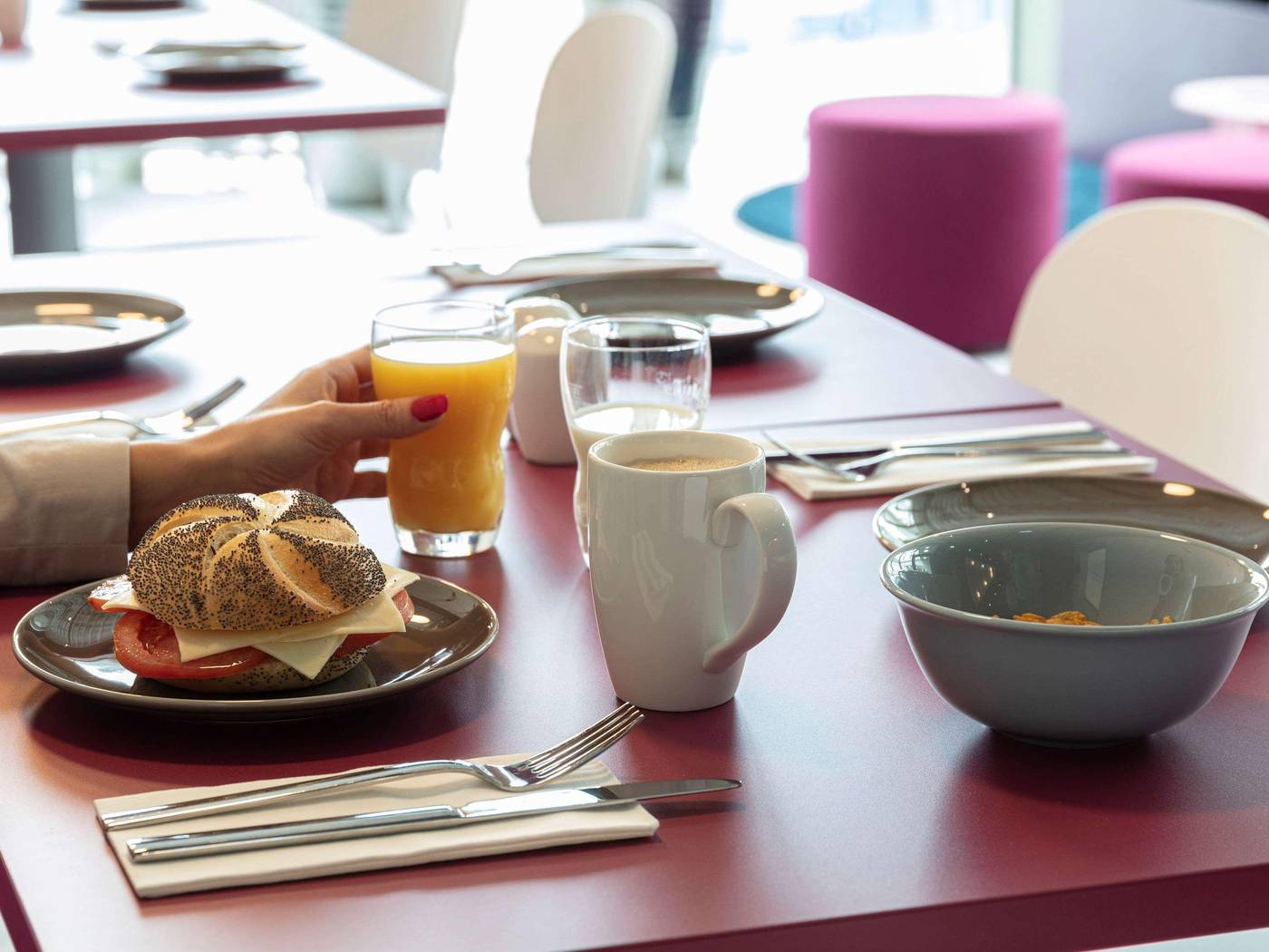 ibis-Styles-Muenchen-Perlach-Restaurant-47