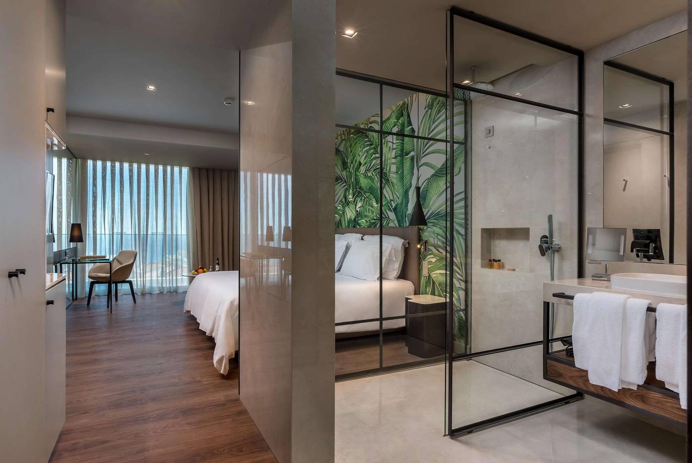 TUI-Blue-Gardens-Adults-Only-Savoy-Signature-Room-33