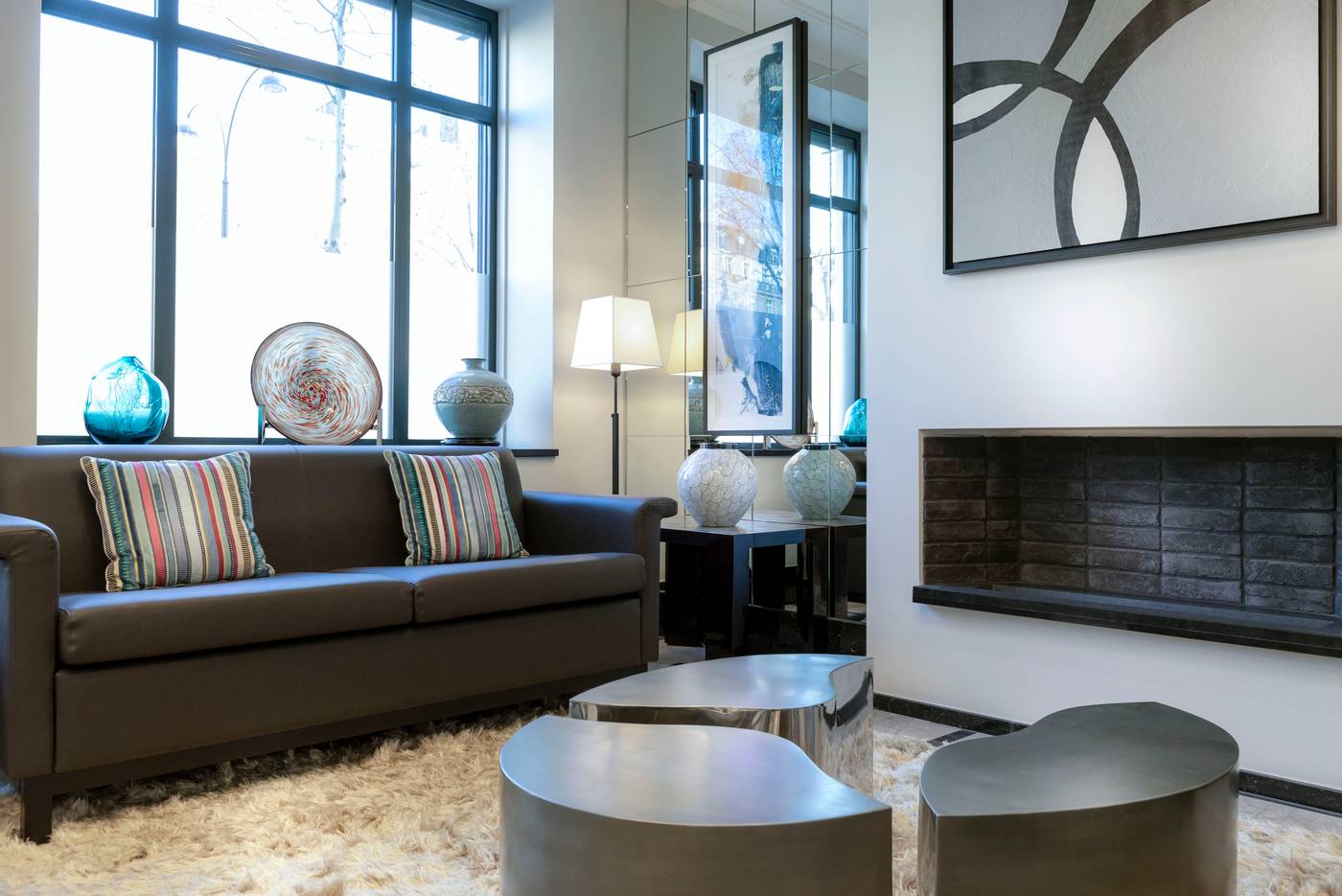 Montfleuri-Arc-de-Triomphe-Lobby-13