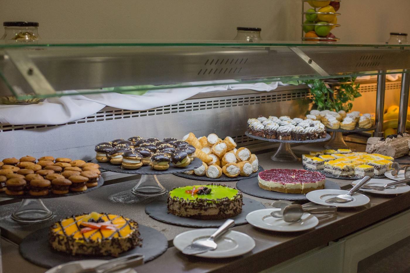 Akti-Imperial-Deluxe-Resort---Spa-Dolce-by-Wyndham-Restaurant-35