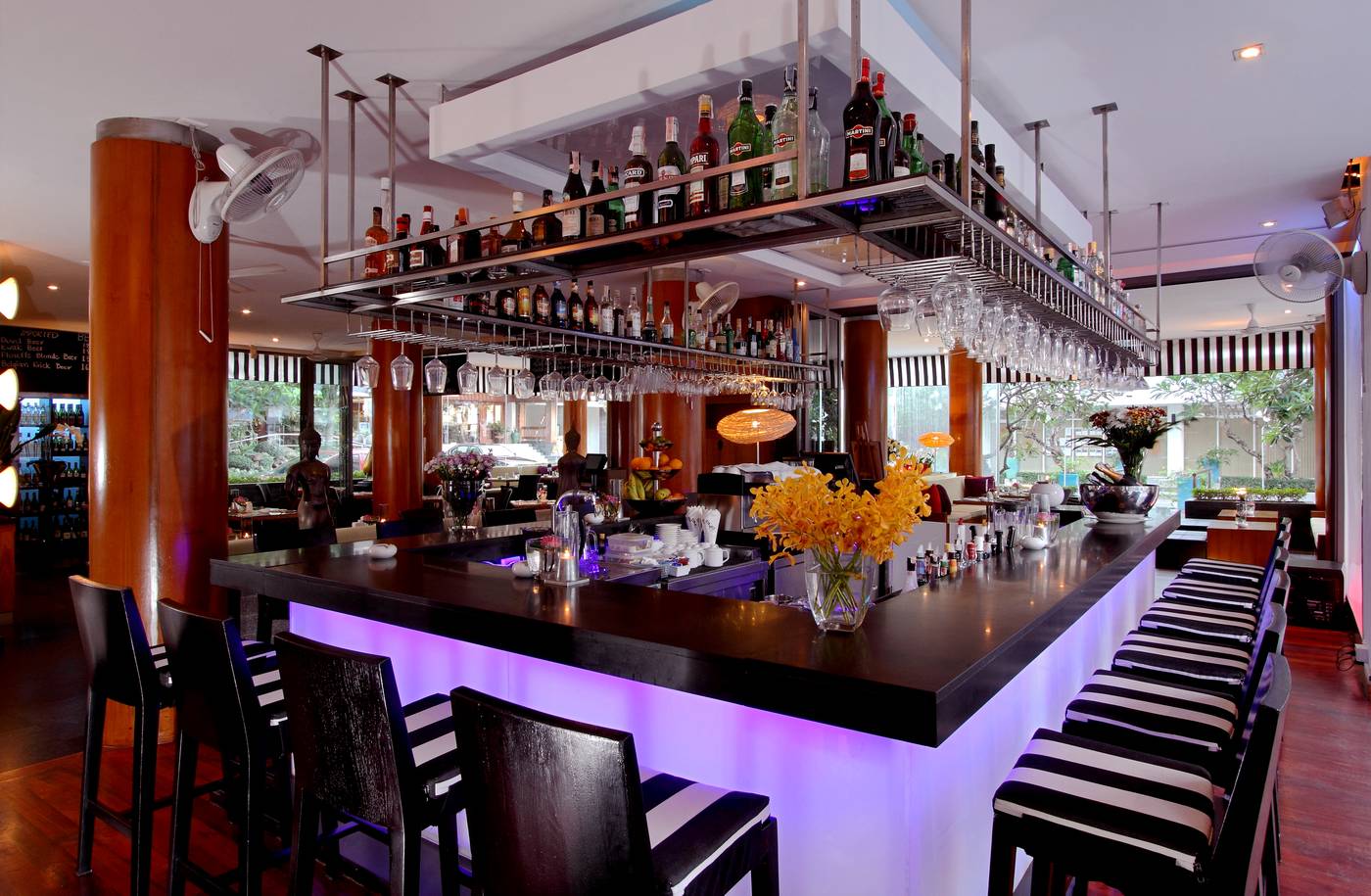 Bydlofts-Boutique-Hotel---Serviced-Apartments-Restaurant-27