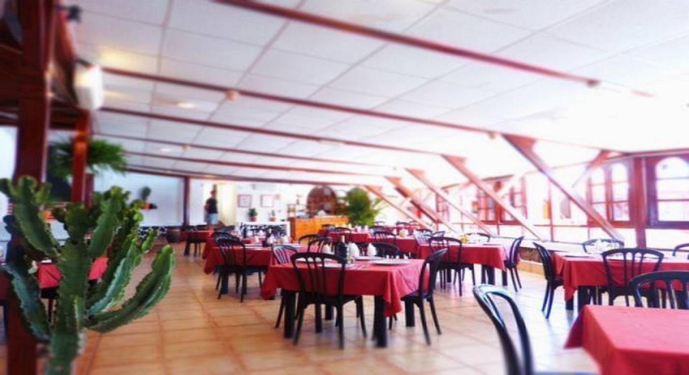 Castillo-Beach-Restaurant-36