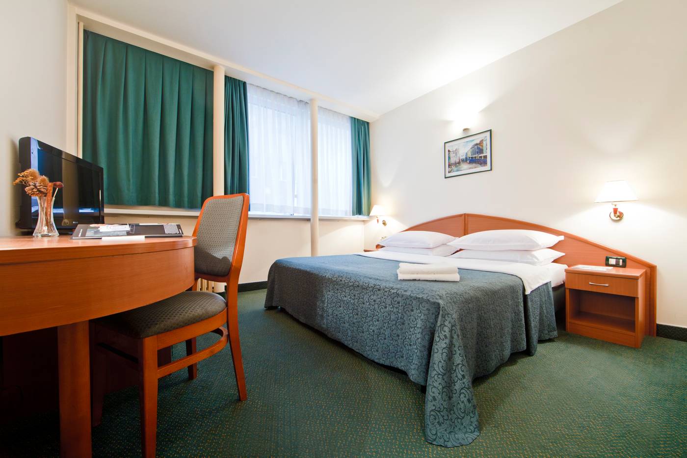 Hotel Central-Croatia-ZAGREB-Room-9