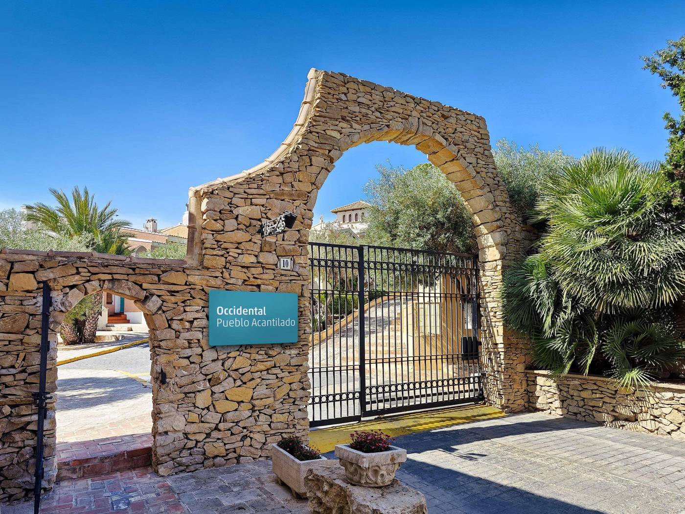 Pueblo-Acantilado-General-view-12