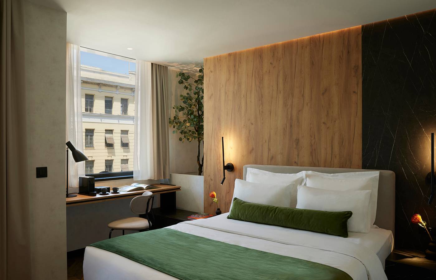 The-Port-Square-Hotel-Room-32