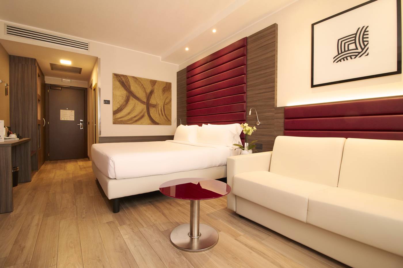 iH-Hotels-Milano-Lorenteggio-Room-6