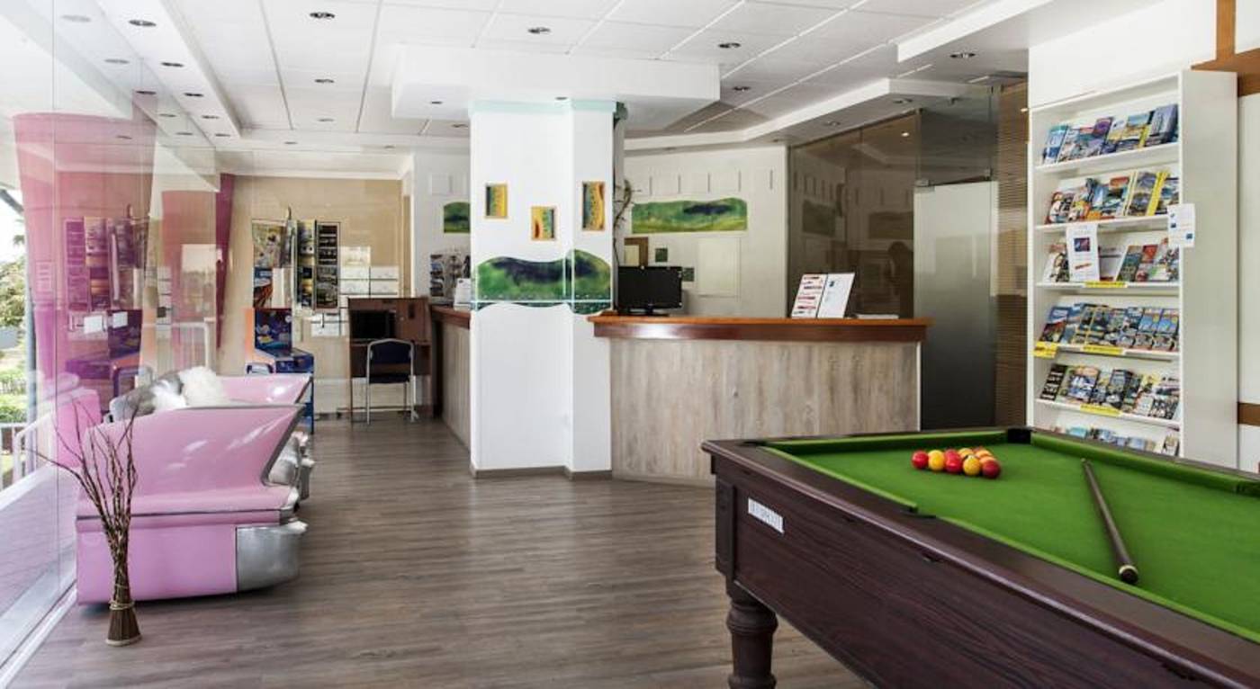 Bayside-Salgados-Sports-and-Entertainment-28