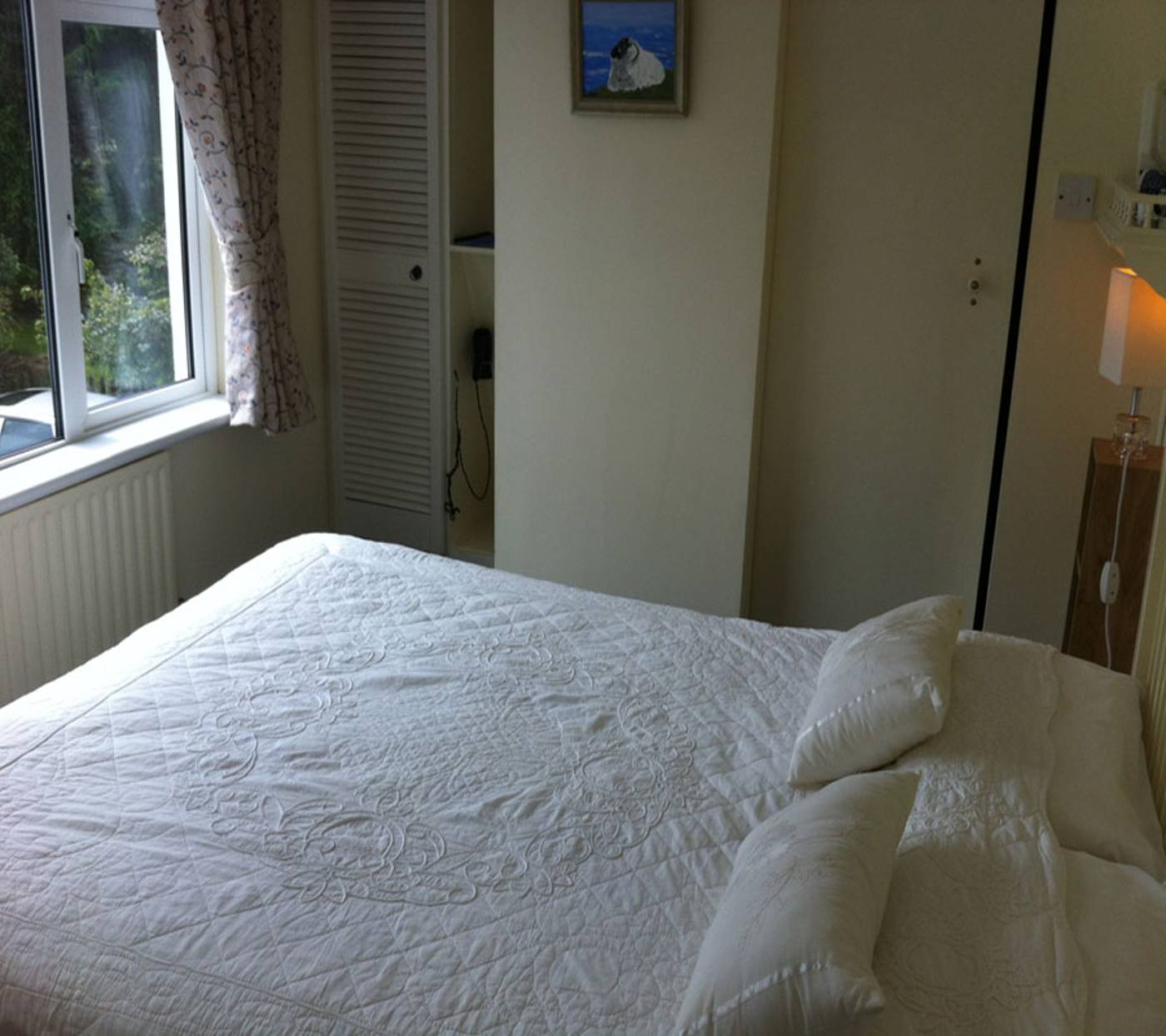 Sea Breeze-Ireland-Cahersiveen-Room-7