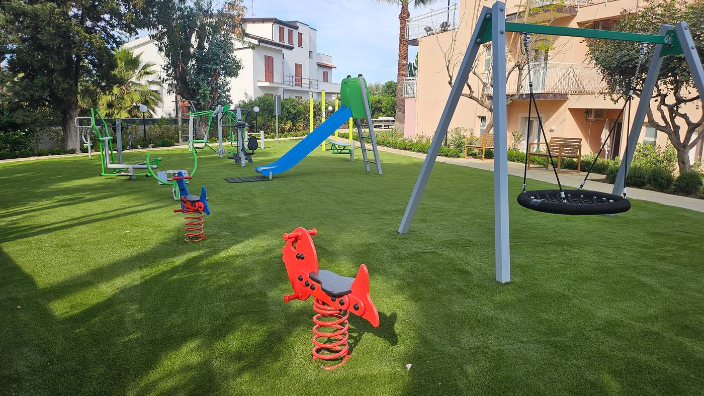 Residence-Villa-Giardini-Sports-and-Entertainment-24