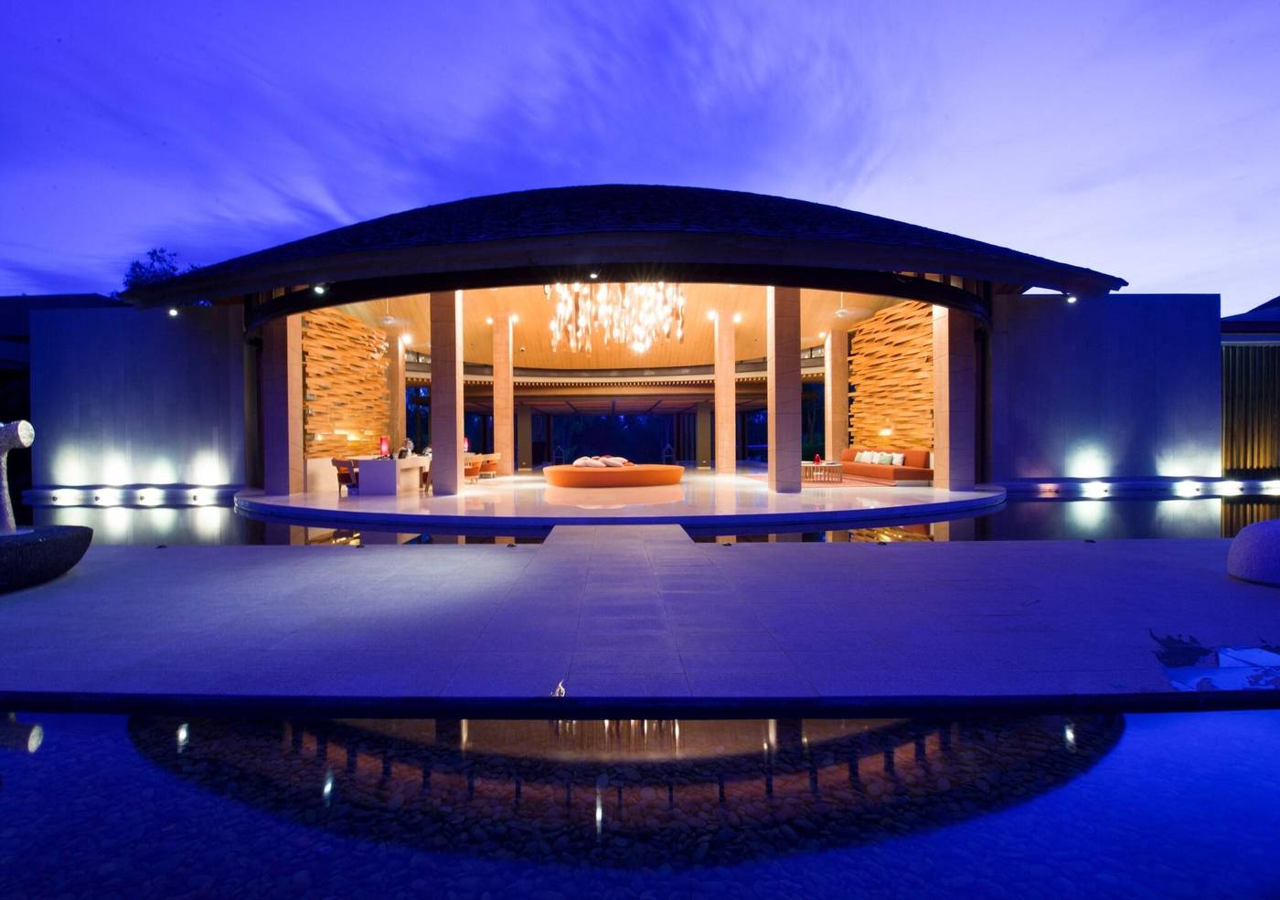 Renaissance-Phuket-Resort---Spa-Lobby-10