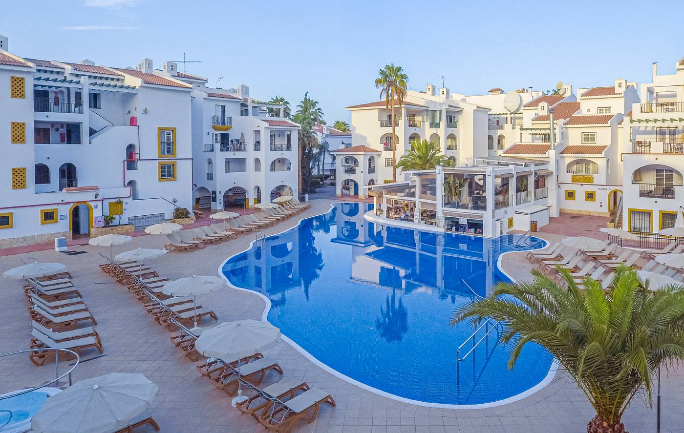 Sunset-Harbour-Club-Pool-3