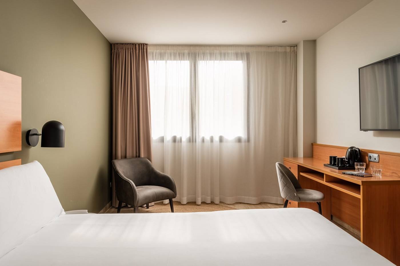 Express-Tarragona-Room-10