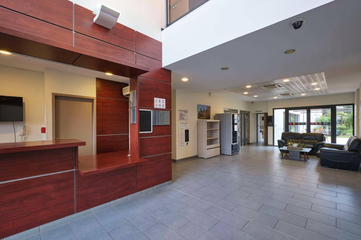 Comfort Aparthotel Carcassonne-France-Carcassonne-Lobby-8