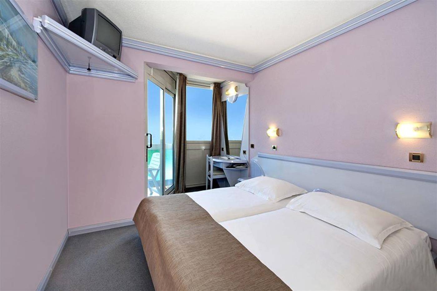 Hotel-Plavi-Plava-Laguna-Room-17