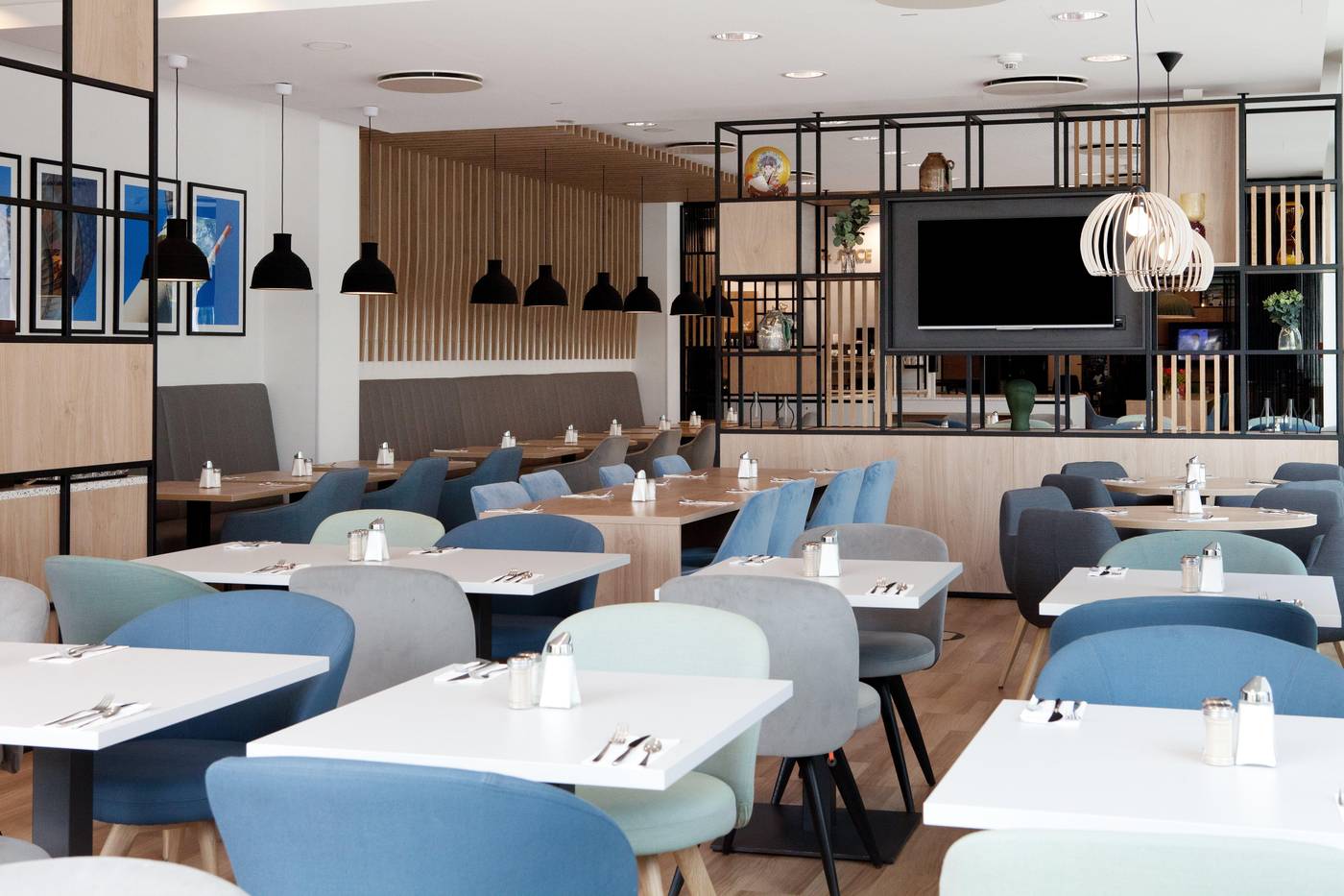 Holiday-Inn-Berlin-City-East-Side-Restaurant-44