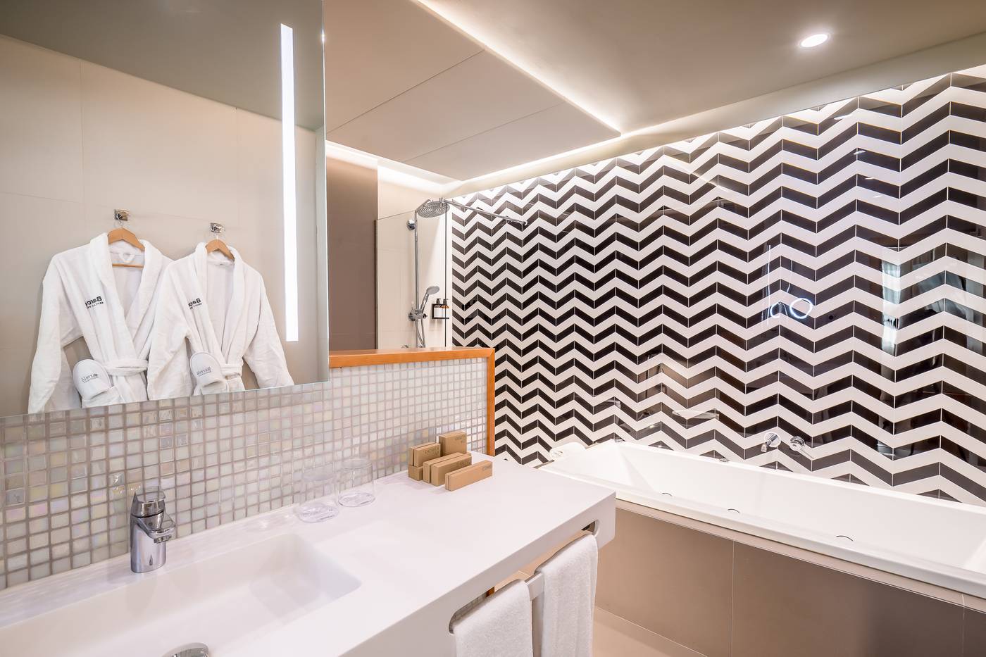 Occidental-Murcia-siete-coronas-Room-33