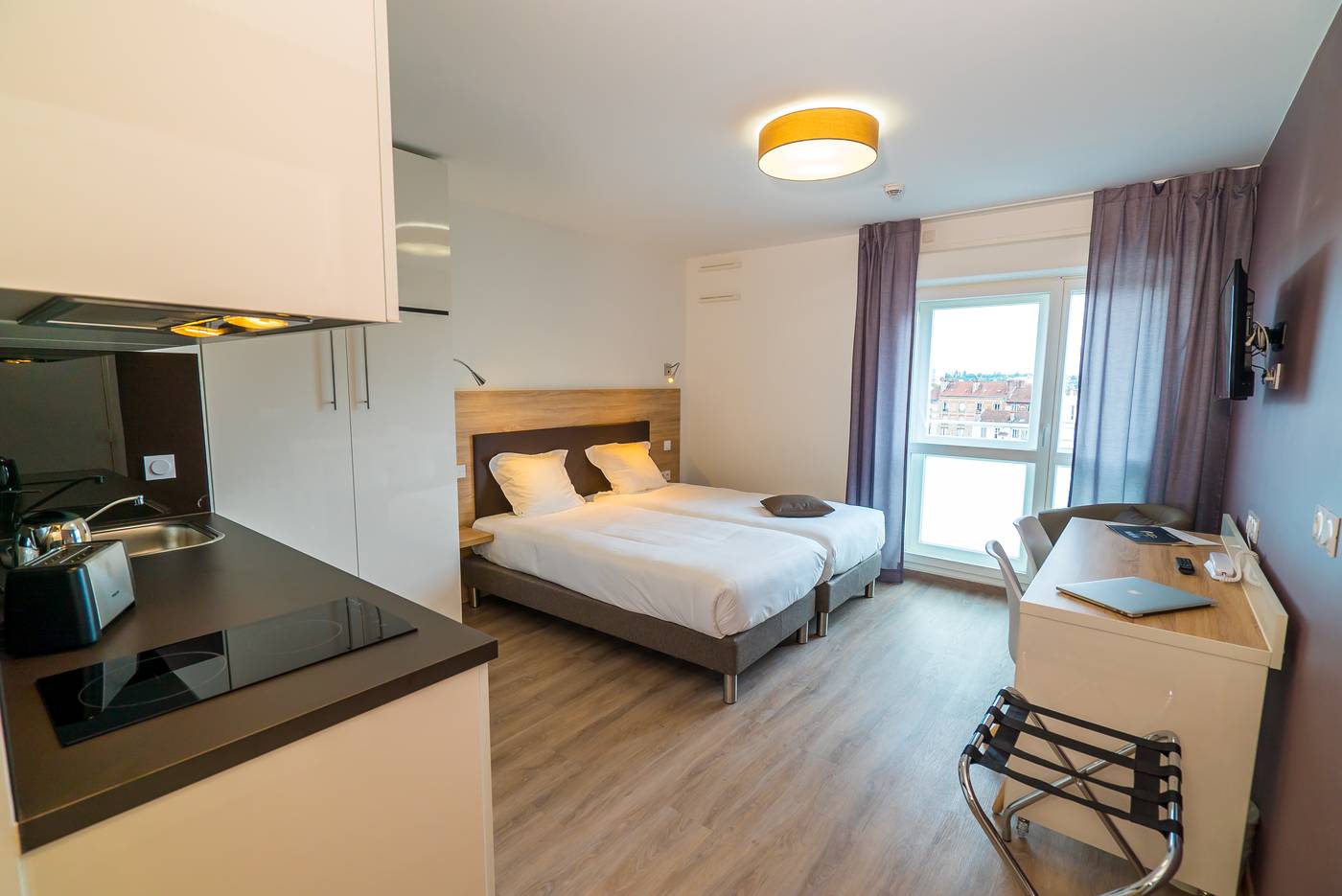 All-Suites-Choisy-Le-Roi-Room-15