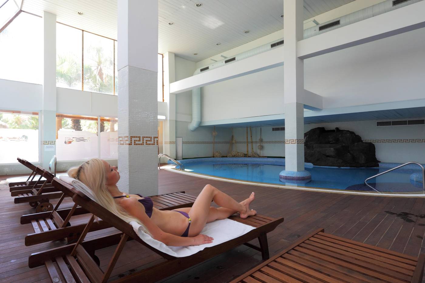 Palas-Pineda-Sports-and-Entertainment-74