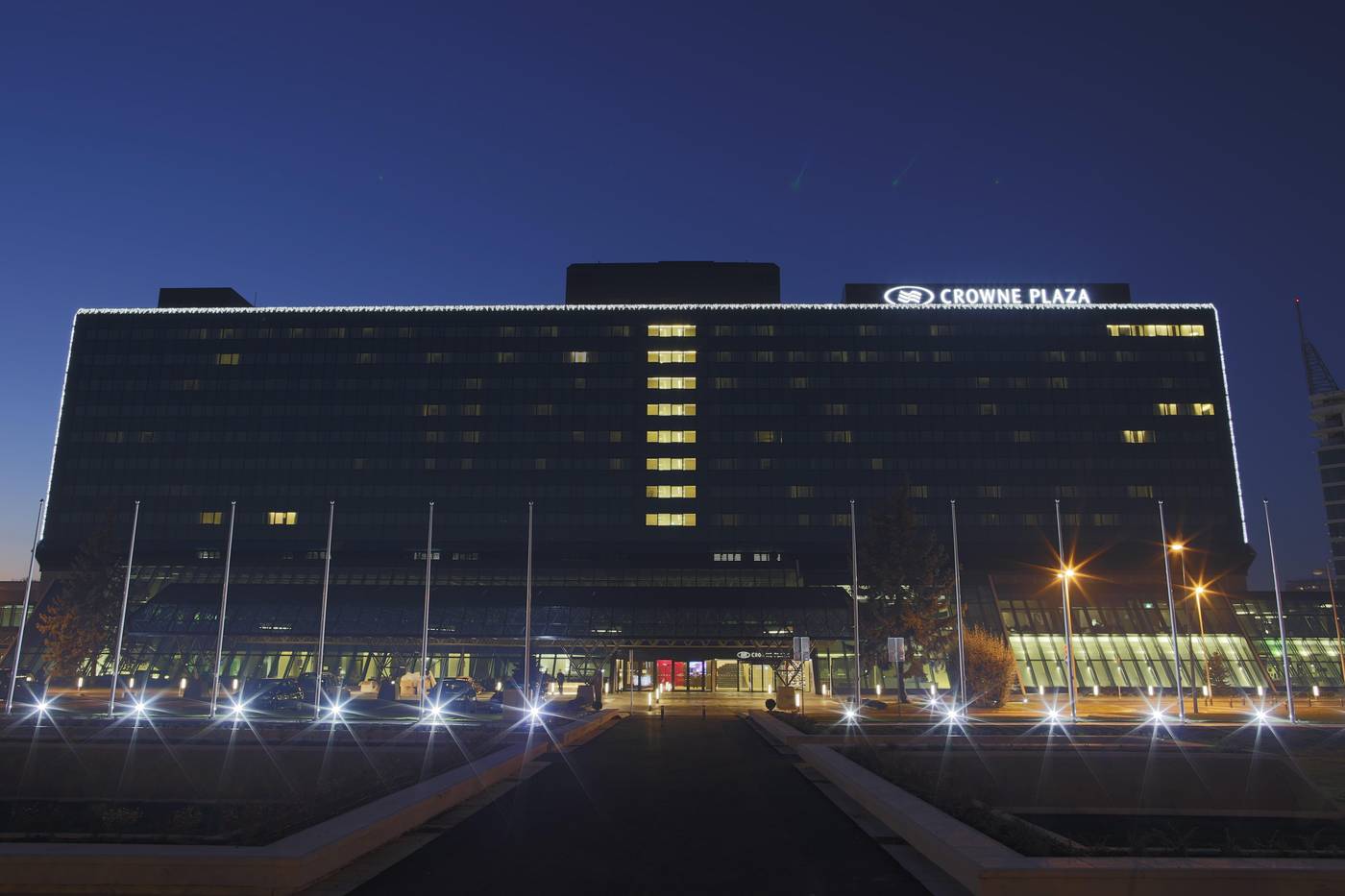 Crowne Plaza Belgrade-Serbia-NOVI BEOGRAD-General view-10