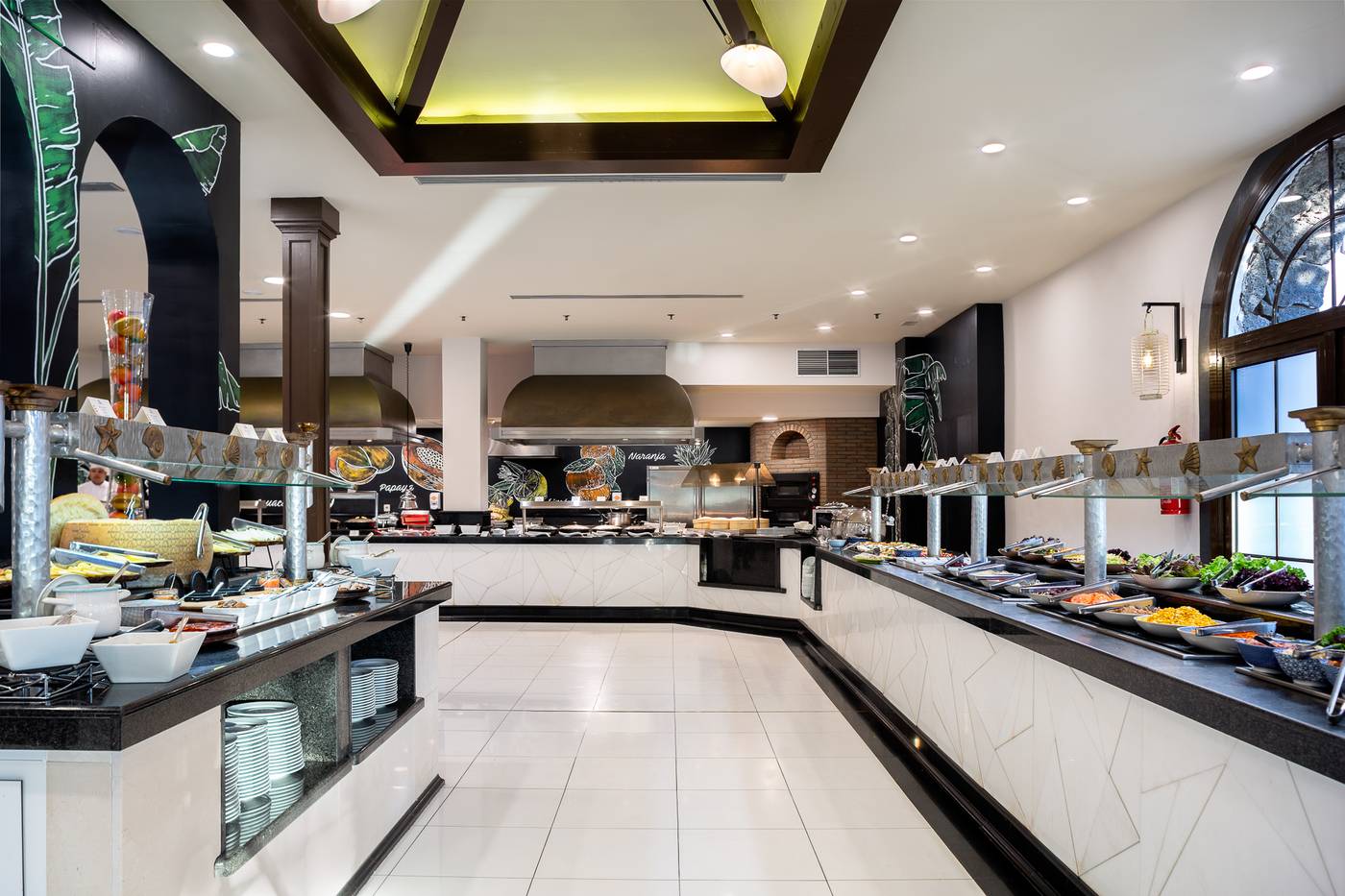 Hotel-LIVVO-Volc--n-Lanzarote-Restaurant-51