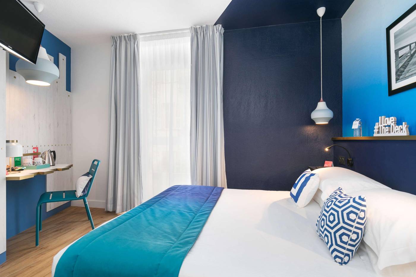 The-Deck-Hotel-by-HappyCulture-Room-12