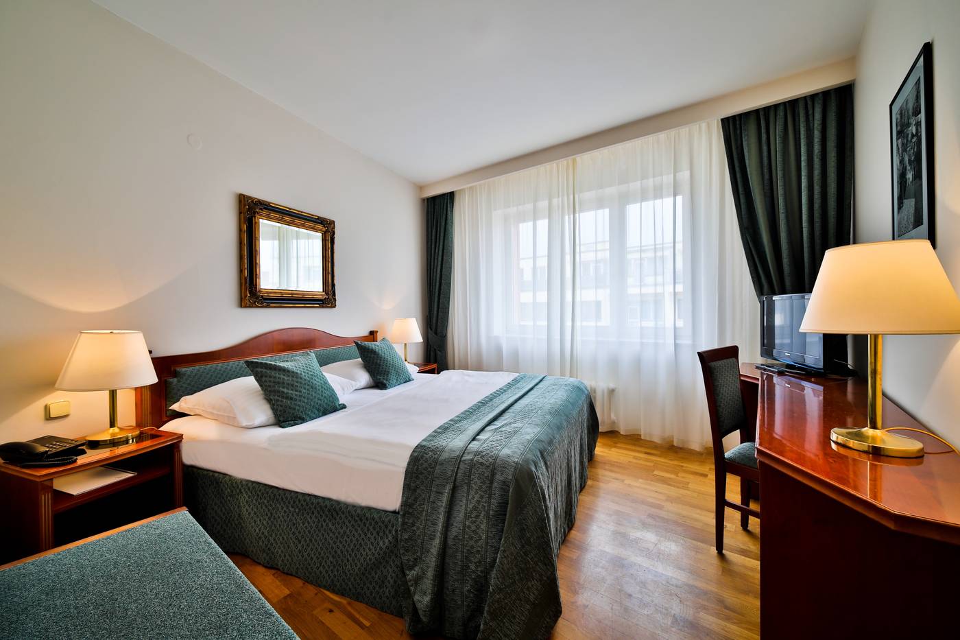 Belvedere-Hotel-Prague-Room-21