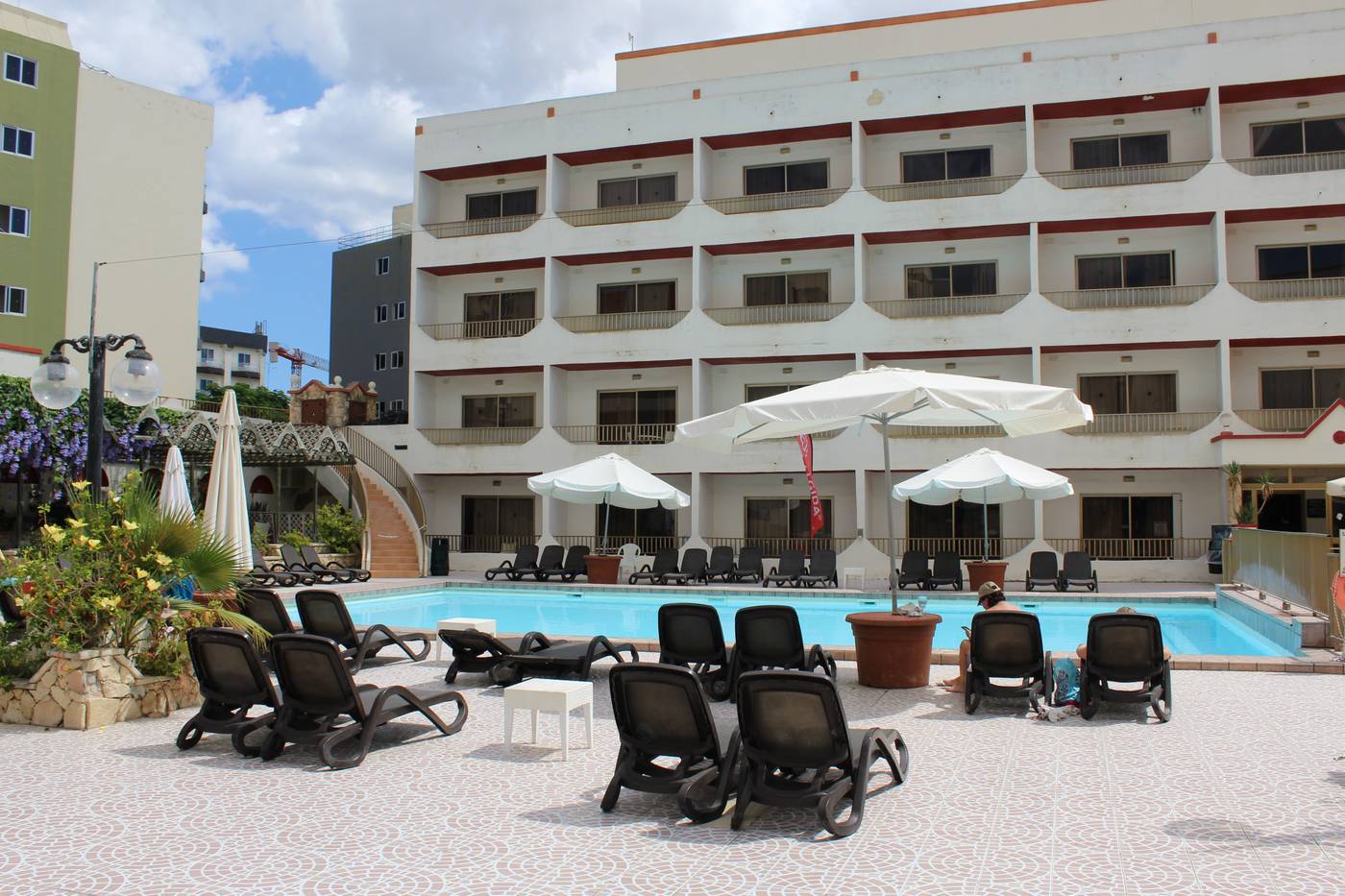 The-San-Anton-Hotel-Pool-7