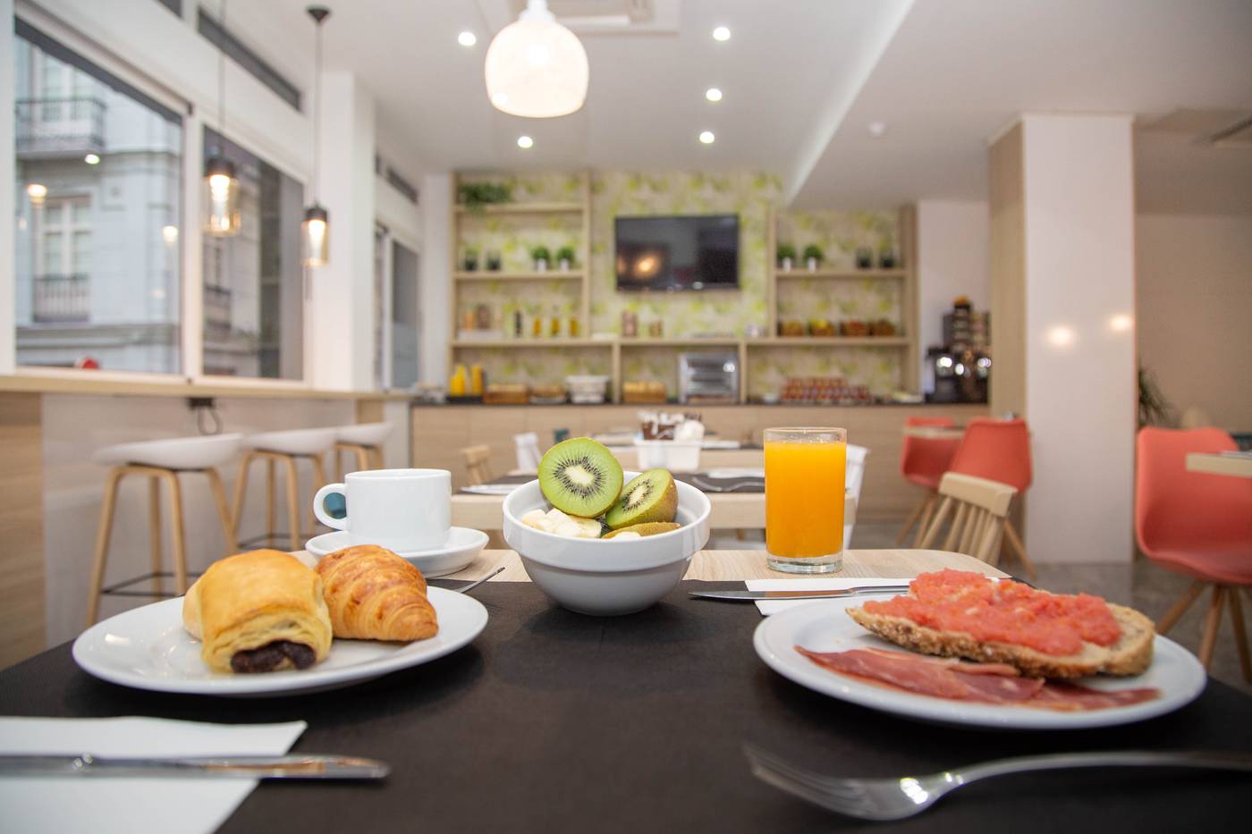 Soho-Bah--a-M--laga-Restaurant-62