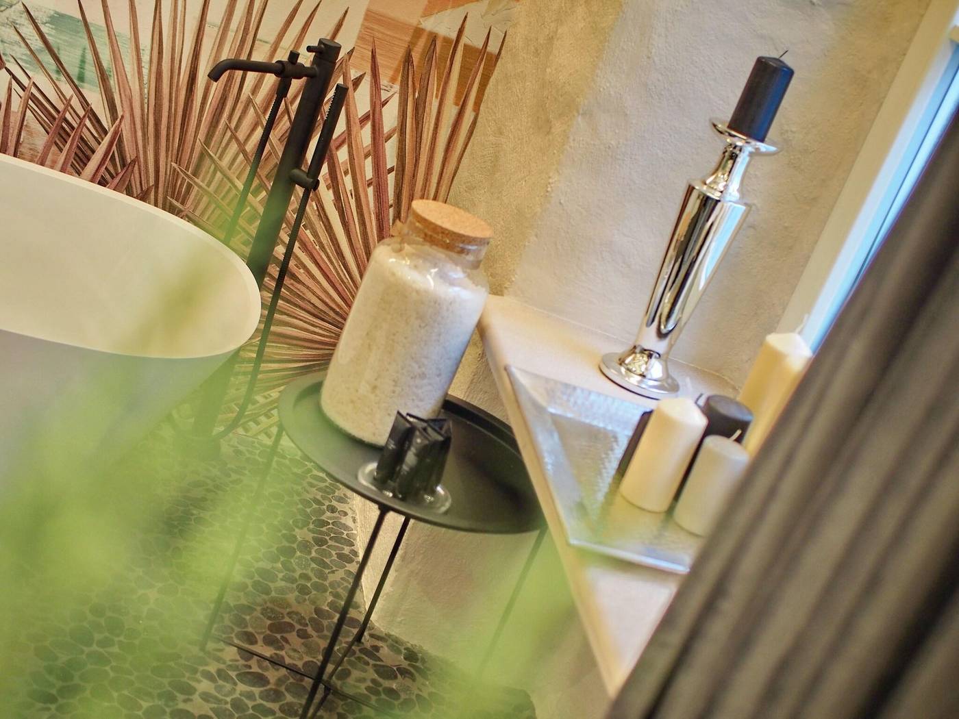 La-Vita-e-Bella-IV-Room-51