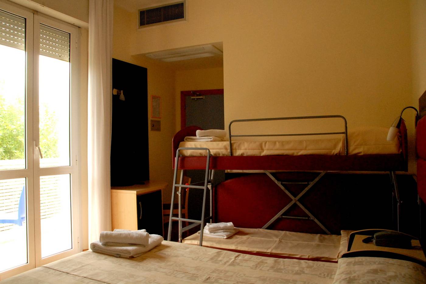 Hotel Arno-Italy-Rimini-Room-10