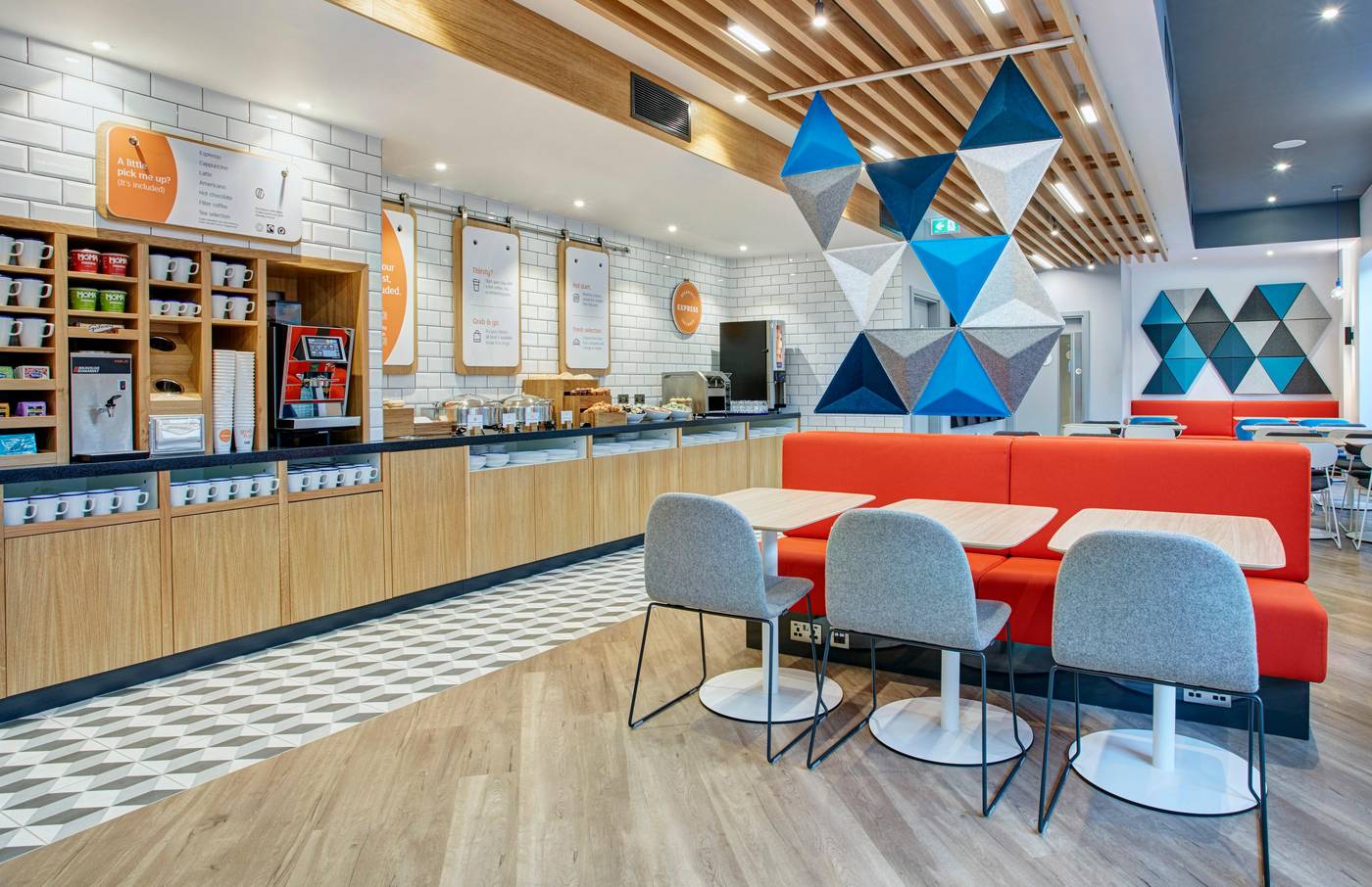 Holiday-Inn-Express-Dublin-City-Centre-Restaurant-19