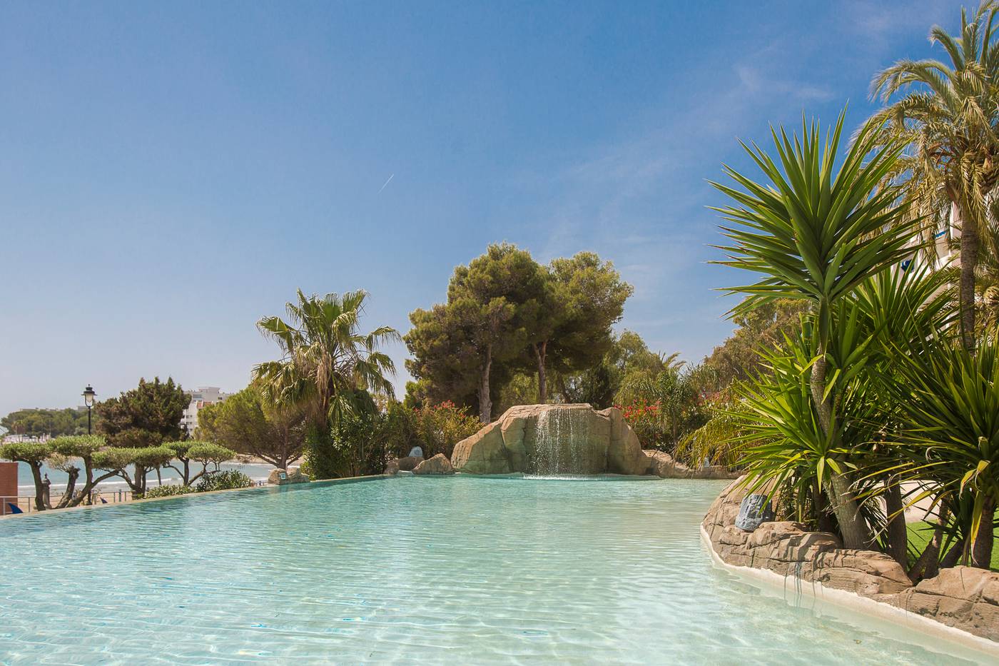 Gran-Hotel-Las-Fuentes-Pool-7