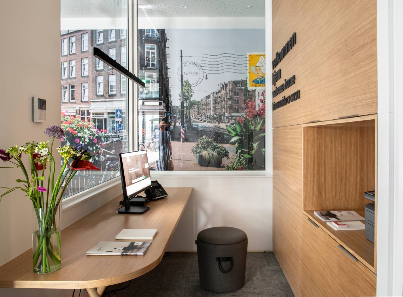 Eric-Vokel-Boutique-Apartments---Riverfront-Suites-Lobby-9