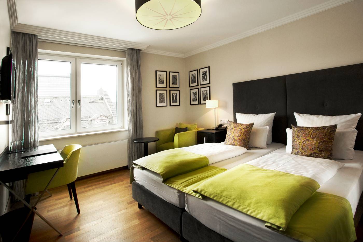 Hamburger Hof - Germany - Frankfurt Am Main - Room - 2