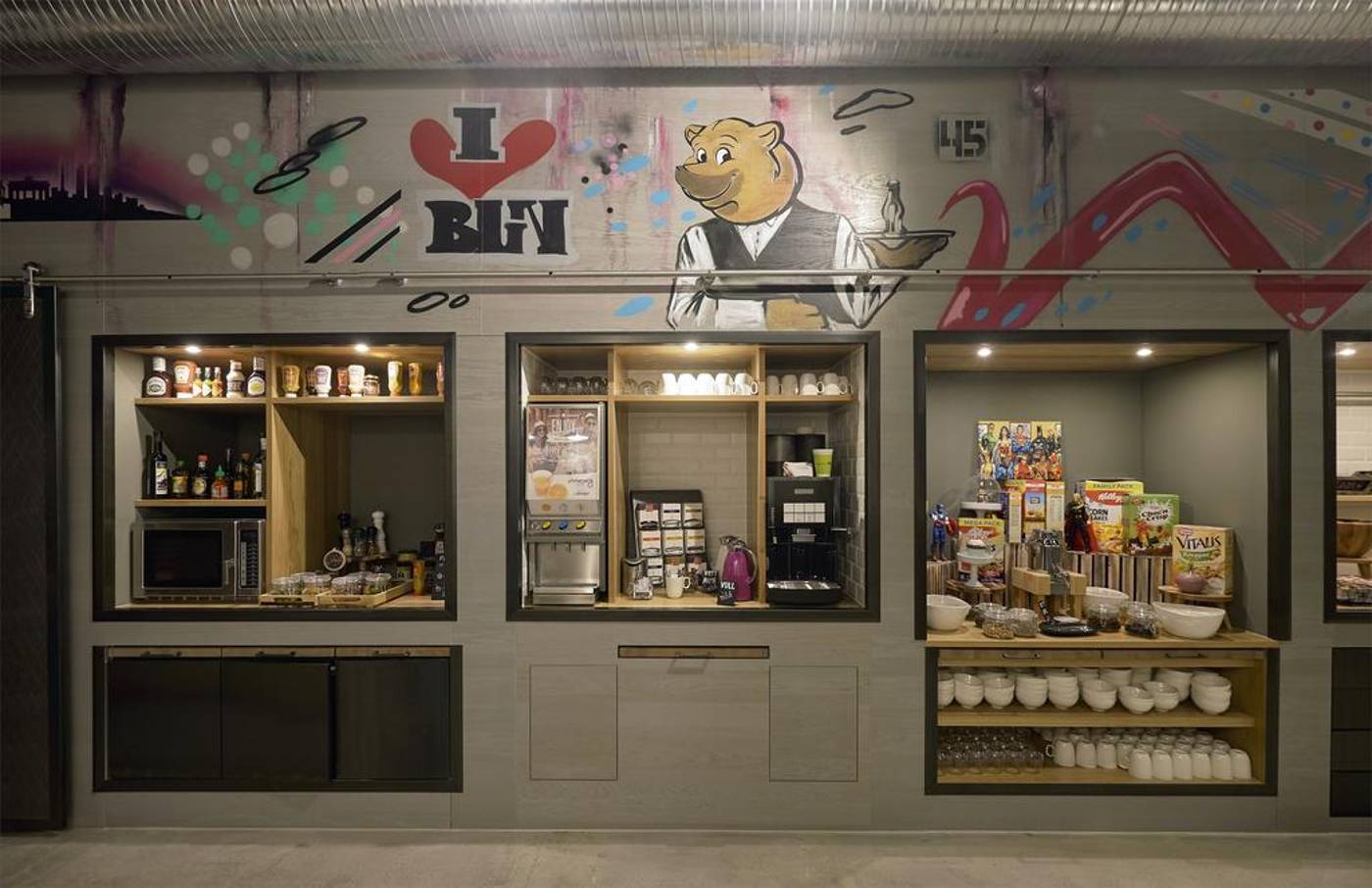 Ac-Hotel-By-Marriott-Berlin-Humboldthain-Park-Bar-20