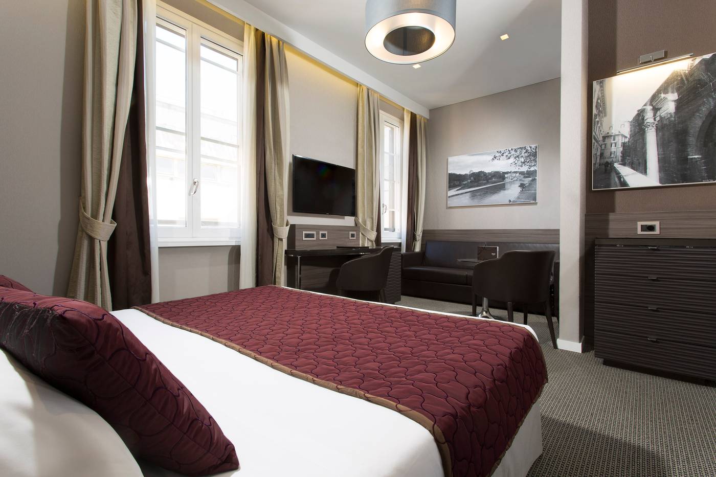 Hotel-Artemide-Room-4