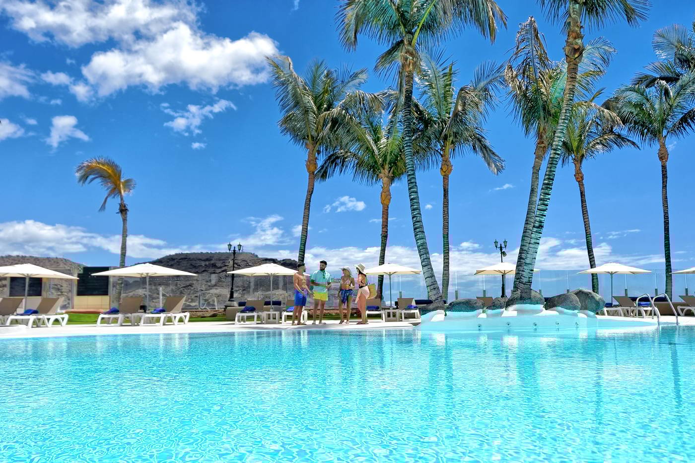 Labranda-Costa-Mog--n-Pool-3