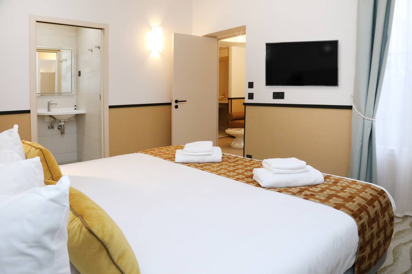 The-Five-Hotel-Paris-Quartier-Latin-Room-18