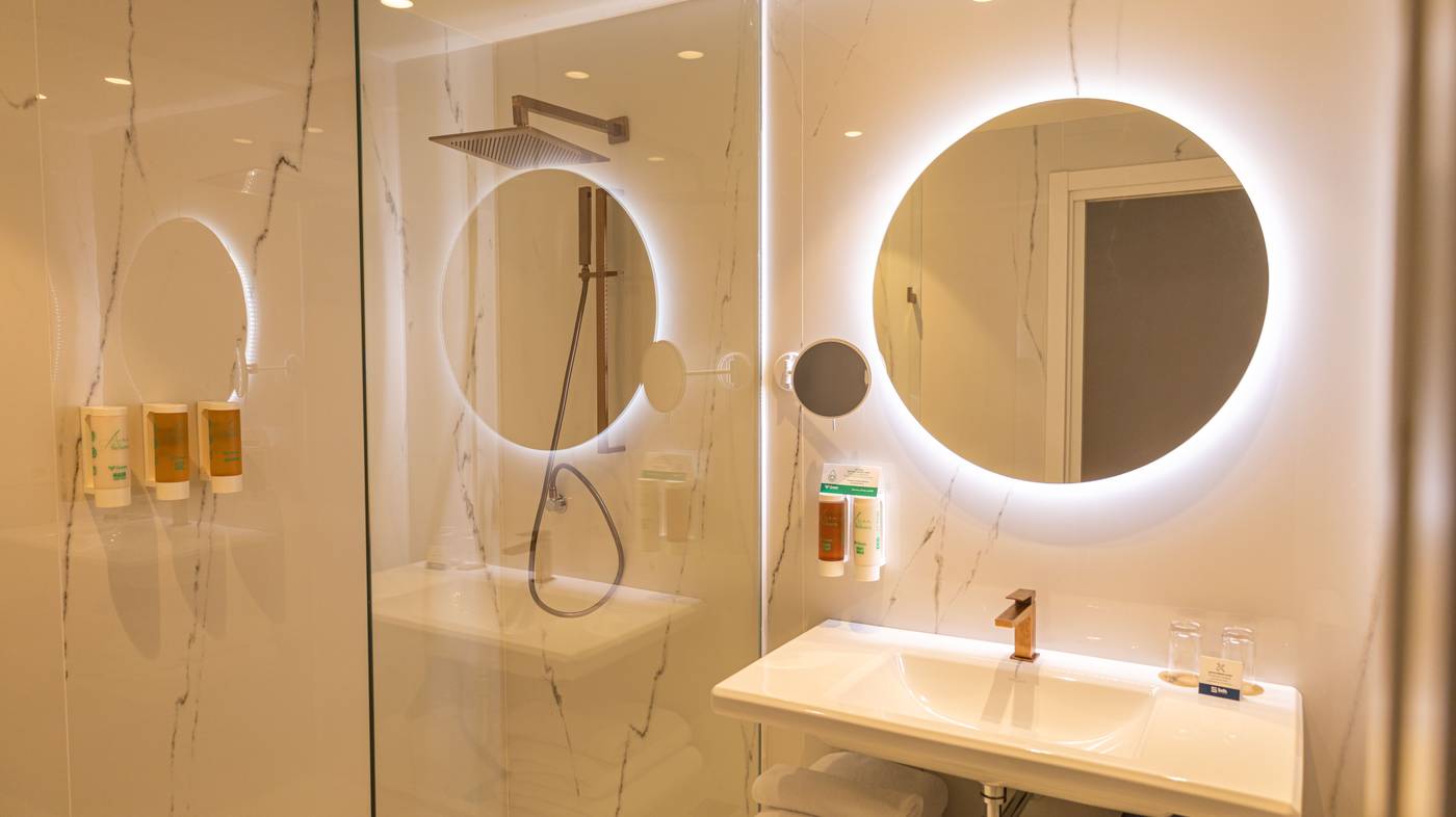 Seth-Port-Mahon-Room-48