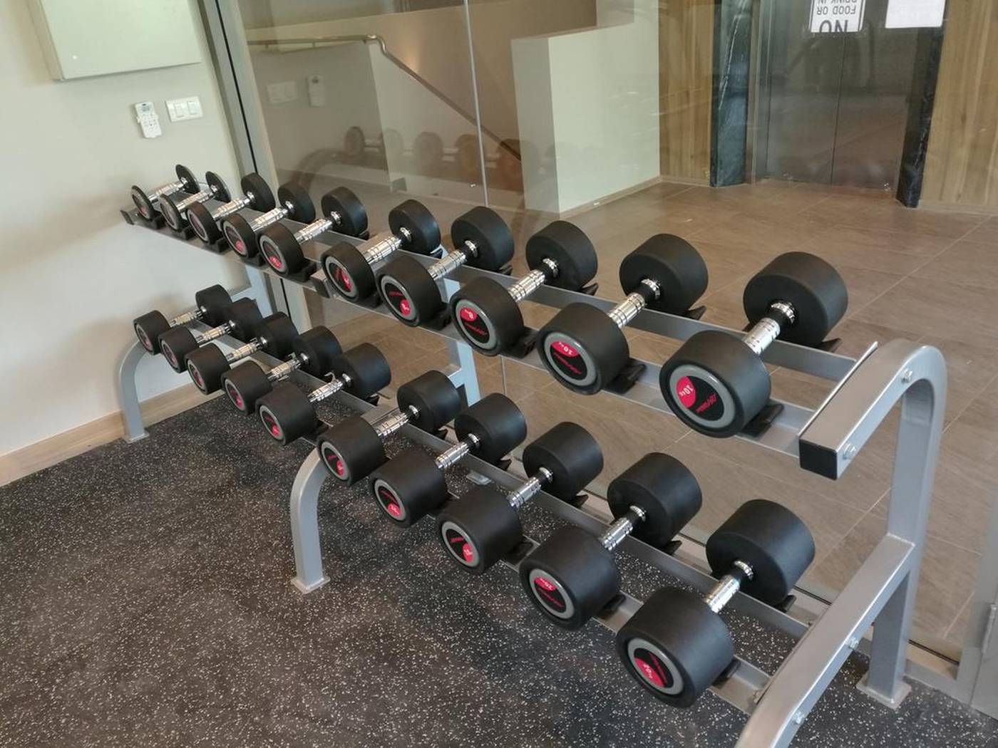 Oakwood-Hotel-Journeyhub-Phuket-Sports-and-Entertainment-35