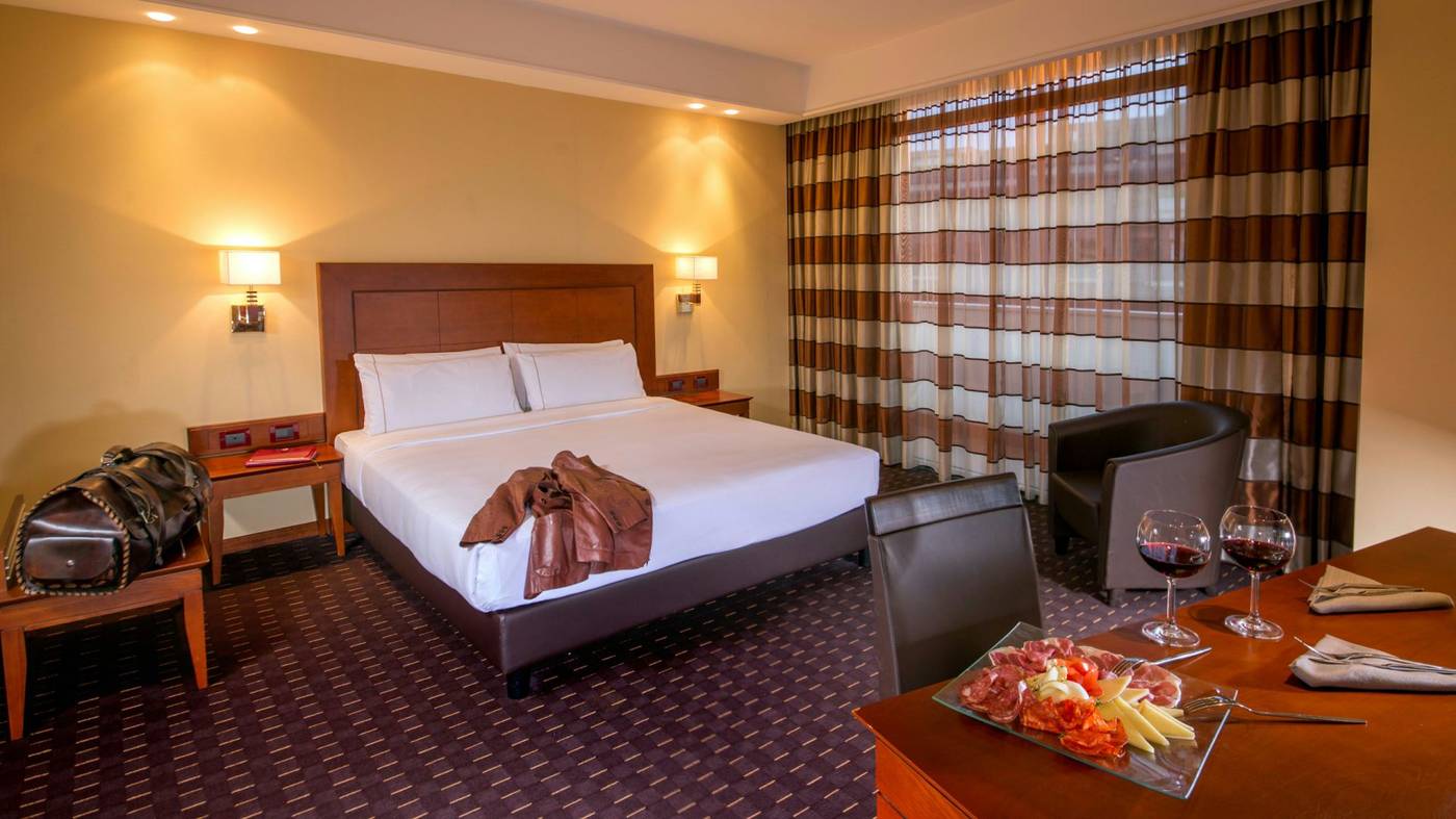 Hotel-Capannelle-Room-12