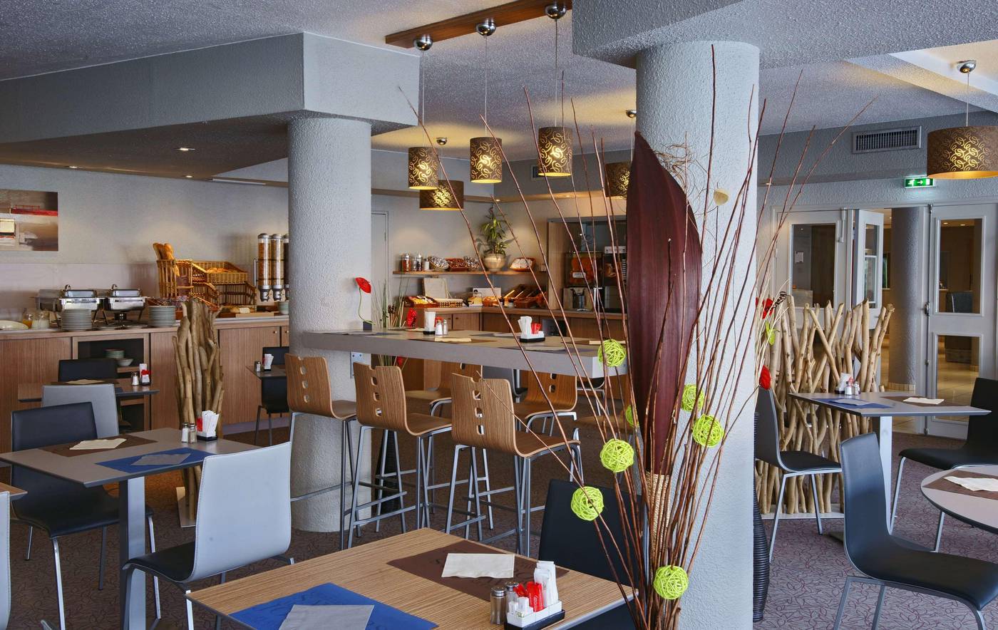 Kyriad-Le-Bourget-Centre---Parc-Des-Expositions-Restaurant-14